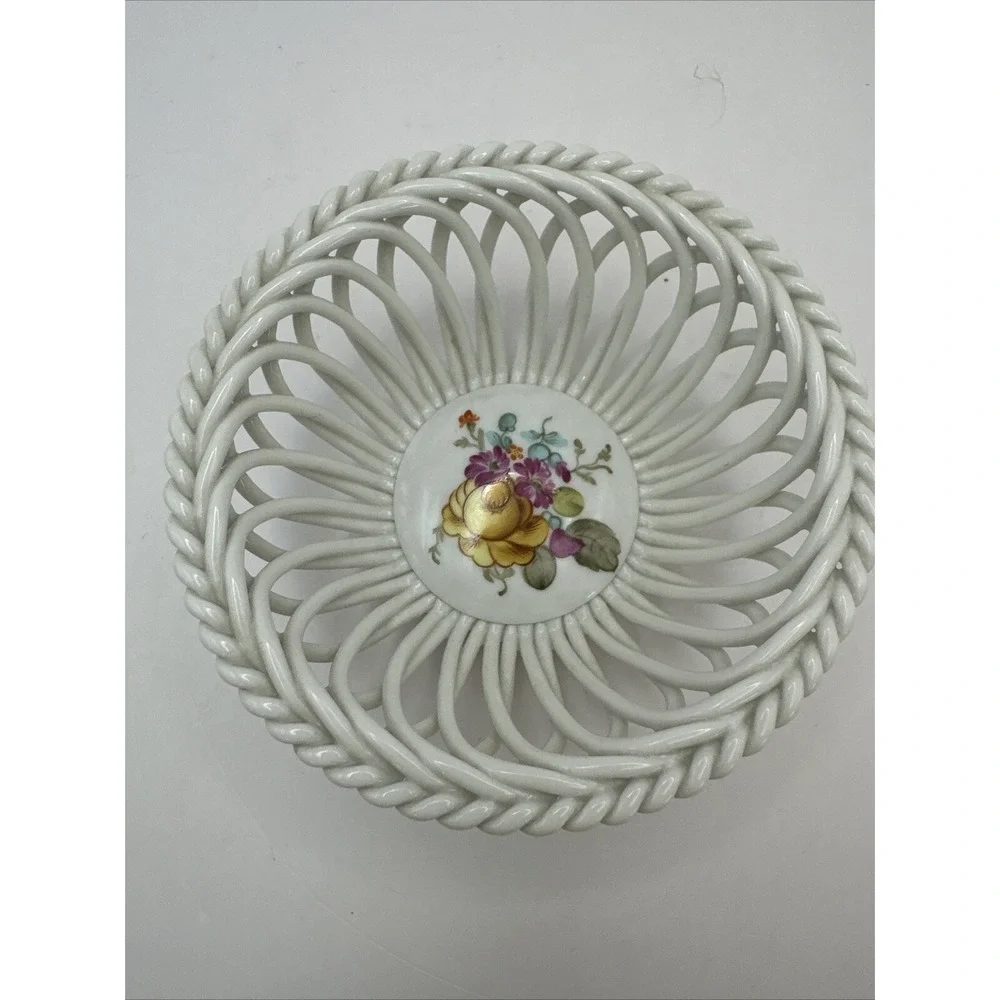 Herend Bowl Queen Victoria Open Weave Reticulated Floral Flowers Basket 4.5